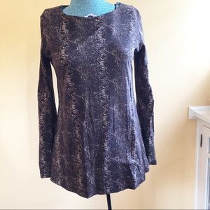 Japanese Weekend snake skin pattern top